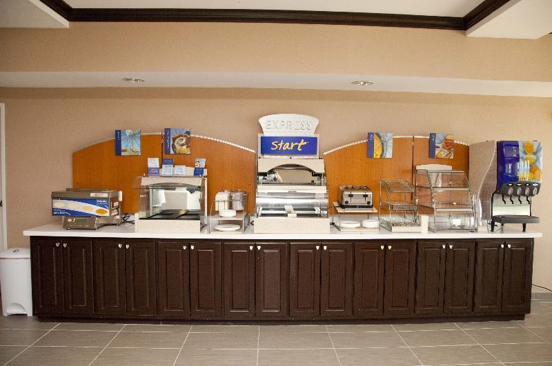 Holiday Inn Express Port Lavaca By Ihg Exterior photo
